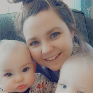 Meet your Posher, Britta